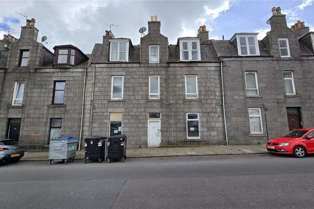 1 bed property, in Bedford Road, £20,000