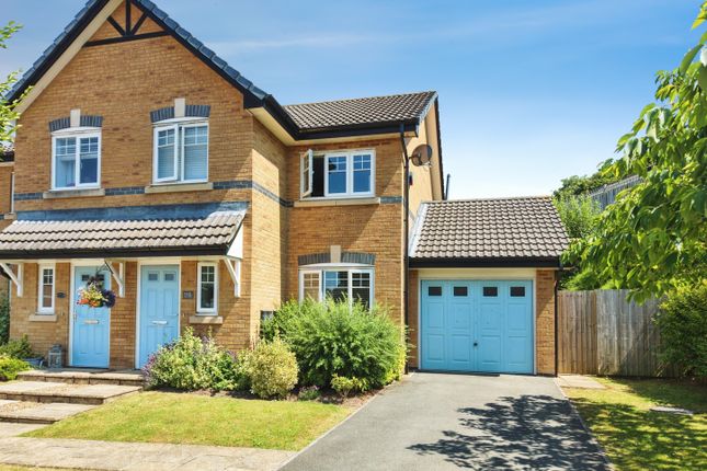 3 bed property, in Chelford Road, £282,500