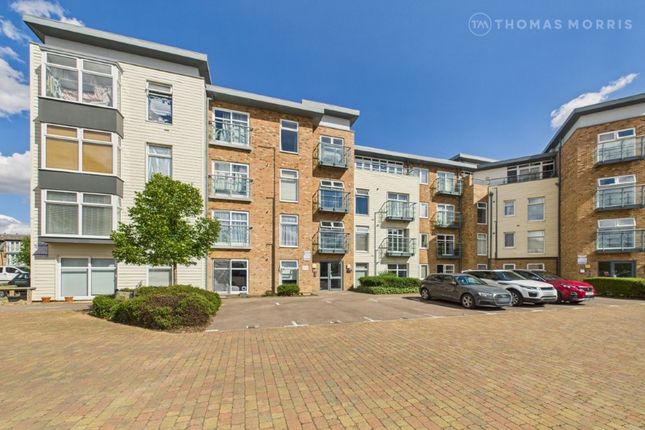 1 bed property, in 6 Red Admiral Court, £120,000