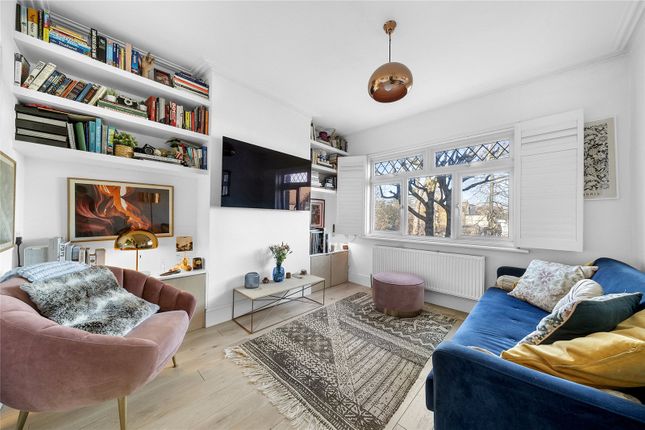 3 bed property, in Warner Road, £525,000