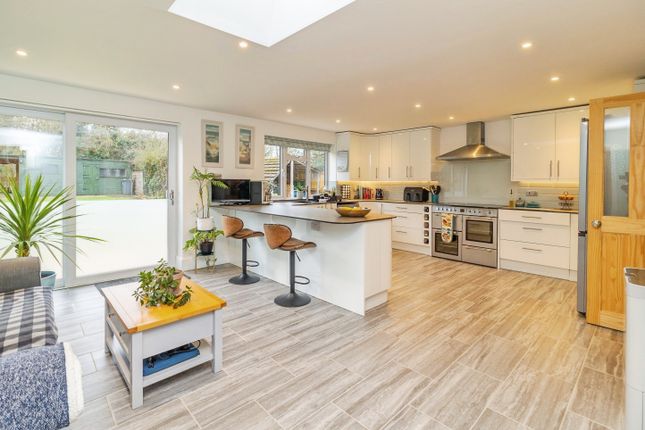 3 bed property, in Padbury Road, £360,000