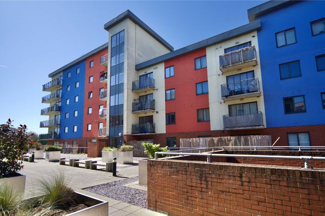 1 bed property, in Spring Place, £180,000