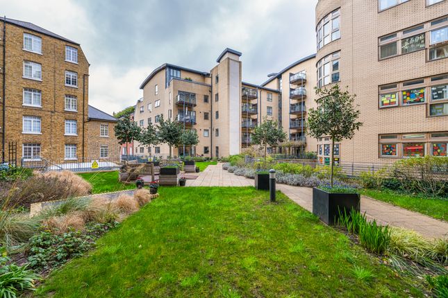3 bed property, in Harrowby Street, £1,650,000
