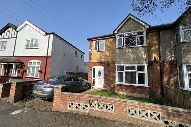 3 bed property, in St. Anselms Road, £557,950