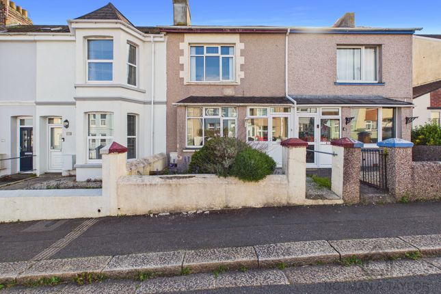 2 bed property, in Liscawn Terrace, £160,000