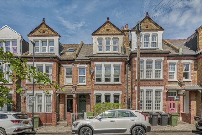 2 bed property, in Hemberton Road, £550,000