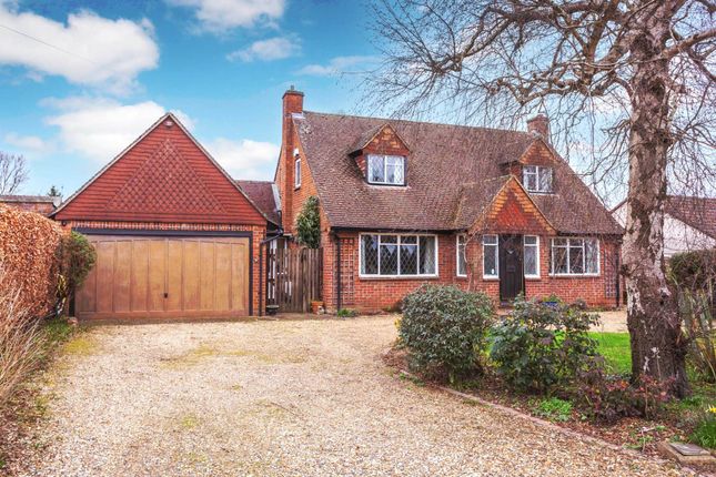 3 bed property, in Russell Road, £795,000