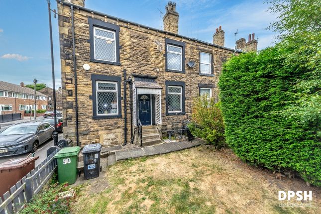 2 bed property, in Fountain Street, £190,000