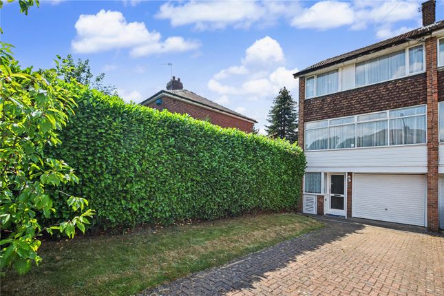 3 bed property, in Broad Lane, £260,000