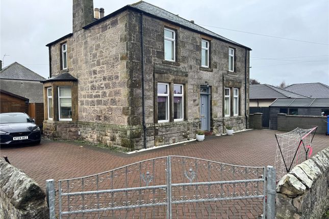 4 bed property, in West Cathcart Street, £290,000