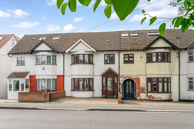 3 bed property, in New Road, £550,000