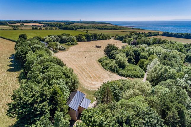 4 bed property, in Hide At St. Donats, £1,295,000
