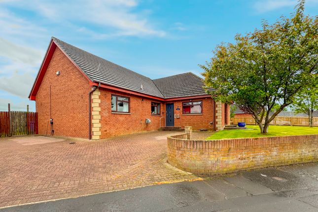 3 bed property, in Raploch Street, £265,000