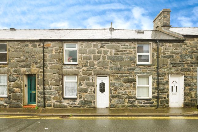 2 bed property, in Glynllifon Street, £90,000