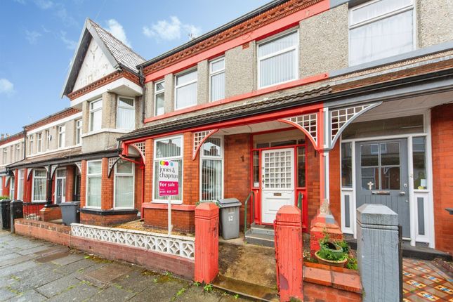 4 bed property, in Roxburgh Avenue, £180,000