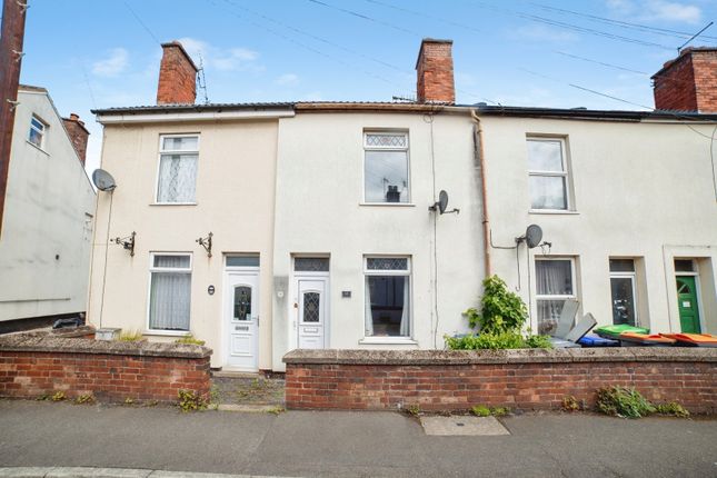 2 bed property, in Newcastle Street, £70,000