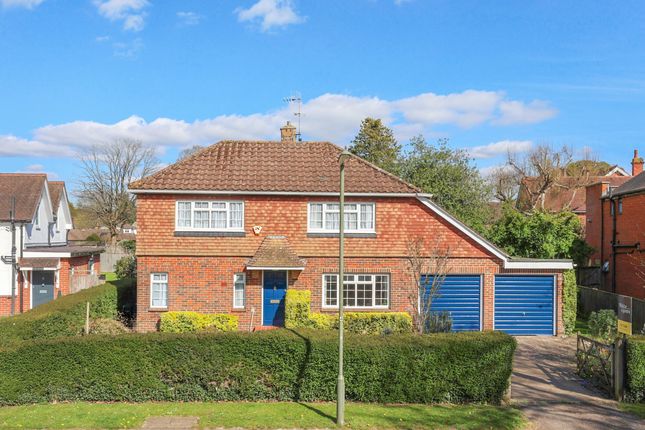 3 bed property, in Woodroyd Avenue, £650,000
