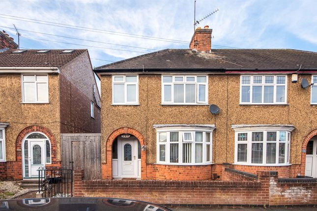3 bed property, in Dunkirk Avenue, £230,000