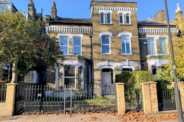 6 bed property, in Bromfelde Road, £1,850,000