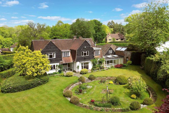 5 bed property, in Frithsden Copse, £2,500,000