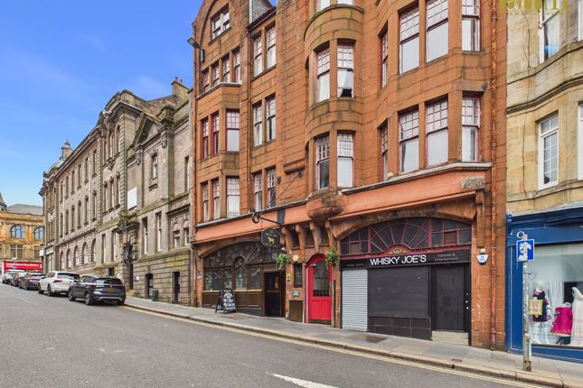 2 bed property, in New Street, £88,500