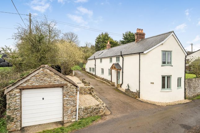 4 bed property, in Heathstock, £675,000