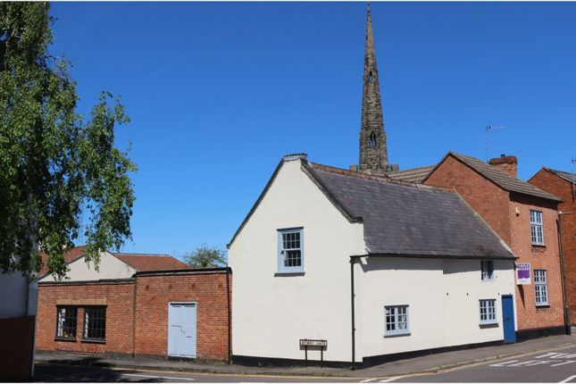 4 bed property, in Clapgun Street, £599,950