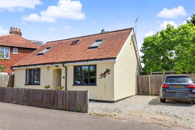 3 bed property, in Merton Road, £375,000