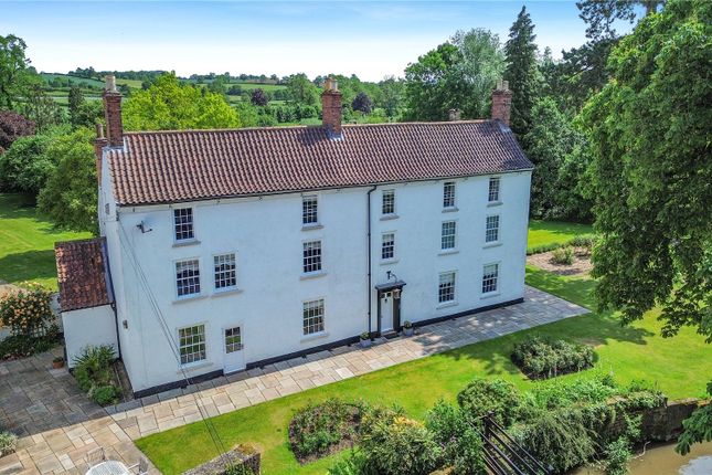 6 bed property, in Epperstone Road, £1,450,000