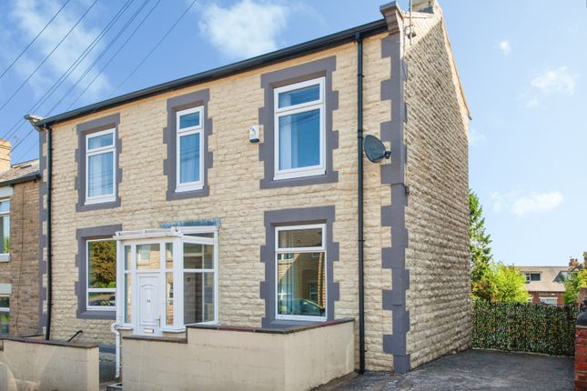 3 bed property, in Compton Street, £395,000