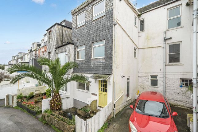 3 bed property, in Trenwith Place, £250,000
