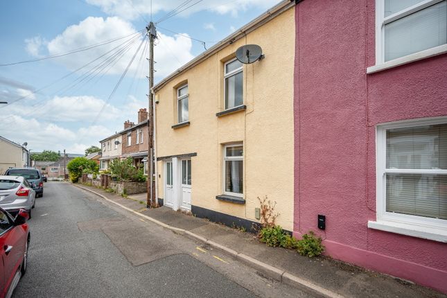3 bed property, in Prospect Road, £230,000