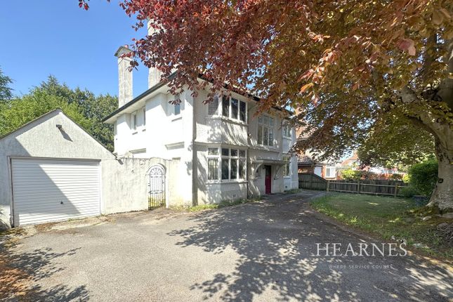 6 bed property, in Roslin Road, £850,000