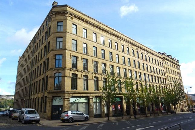 2 bed property, in Broadgate House, £36,000