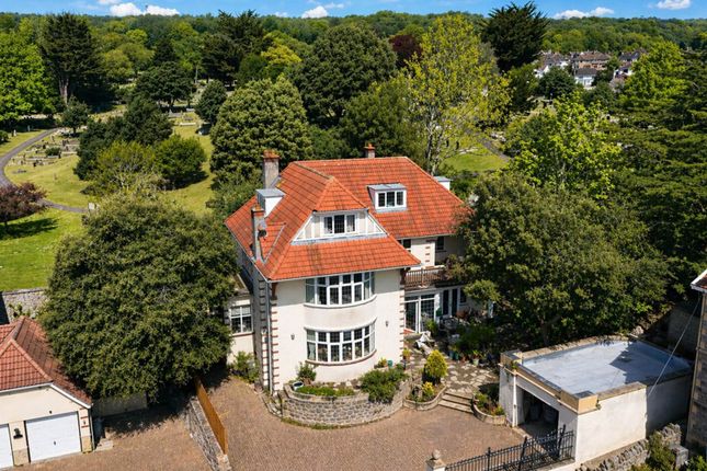 6 bed property, in Elmhyrst Road, £550,000