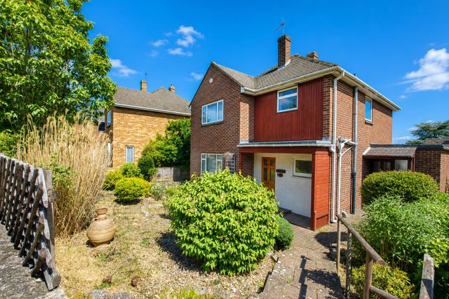 3 bed property, in London Road, £500,000
