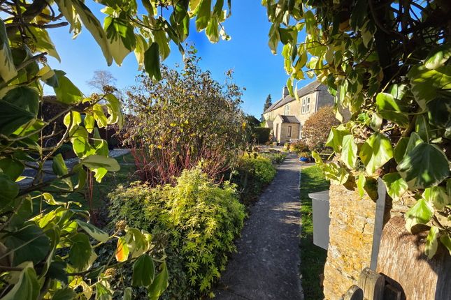 3 bed property, in Littleworth Lane, £600,000