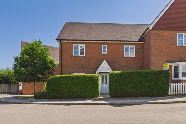 3 bed property, in Flora Way, £380,000