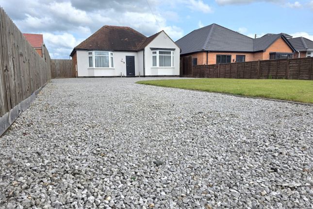 3 bed property, in Nuneaton Road, £340,000