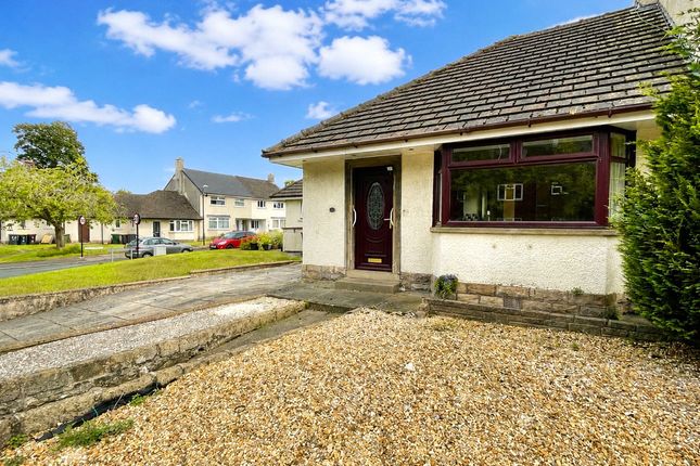 1 bed property, in Hala Road, £125,000