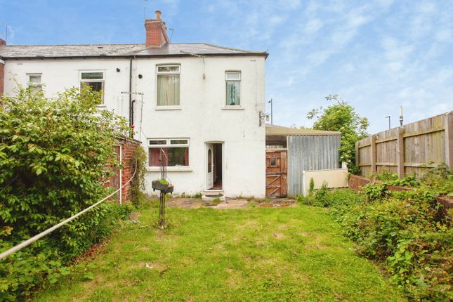 3 bed property, in Shiregreen Lane, £115,000