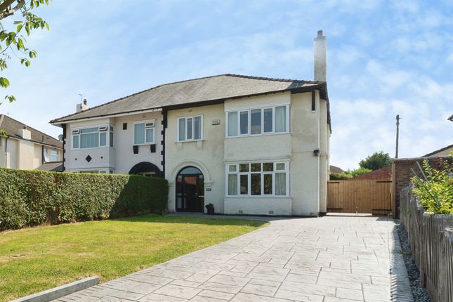 4 bed property, in Ravenswood Avenue, £400,000
