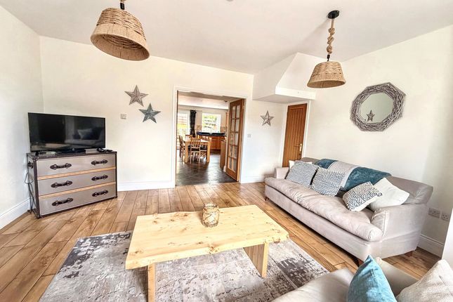 3 bed property, in West Street, £340,000