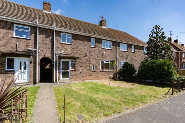 3 bed property, in St. Nicholas Road, £150,000