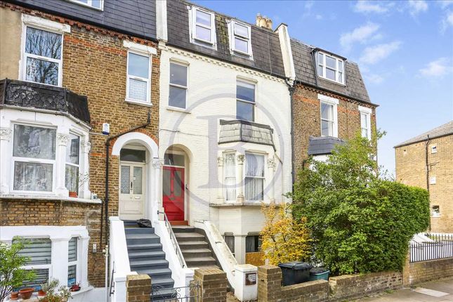1 bed property, in Dalmeny Road, £500,000
