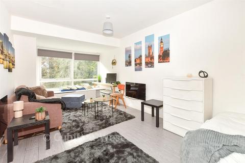 Land, in Bell Street, £150,000