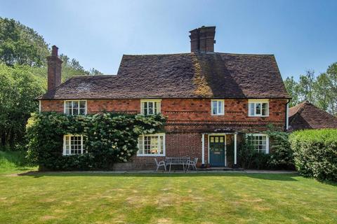 5 bed property, in Bedgebury Road, £1,775,000