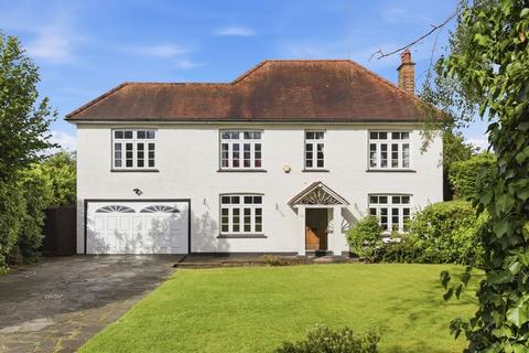 6 bed property, in Tolmers Road, £1,595,000