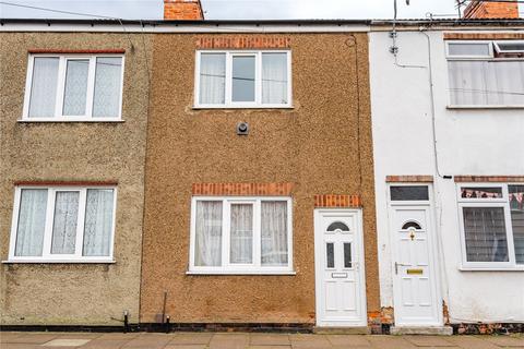 2 bed property, in Haycroft Street, £57,500