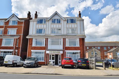 16 bed property, in South Parade, £325,000